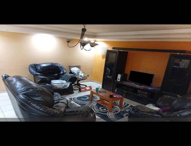 3 BEDROOM HOUSE FOR SALE IN RONDEBULT